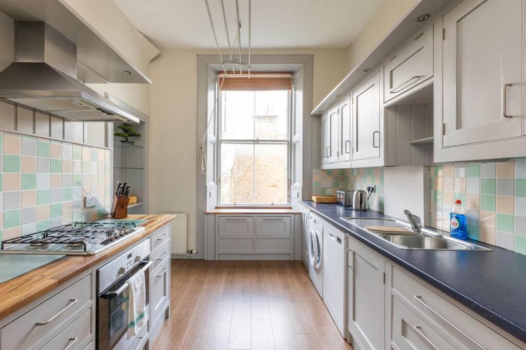 Stunning 3 Bedroom Flat In Bruntsfield Edinburgh Eksteriør billede