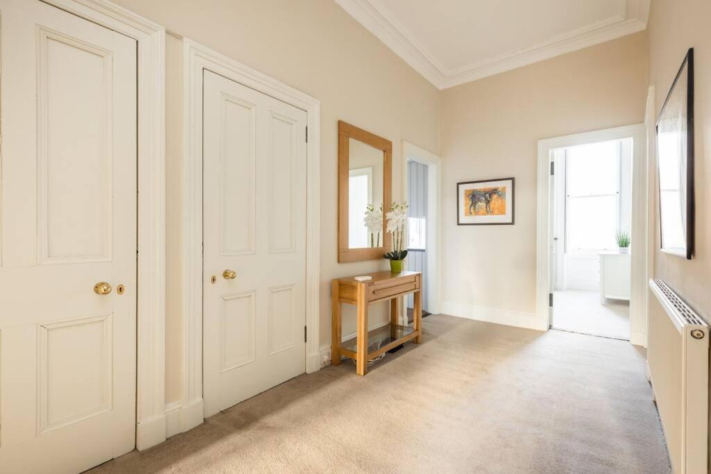 Stunning 3 Bedroom Flat In Bruntsfield Edinburgh Eksteriør billede